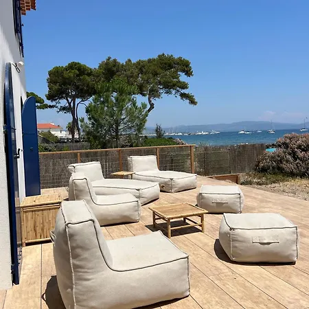 Exceptional Waterfront 别墅 耶尔