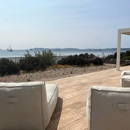 别墅 Exceptional Waterfront