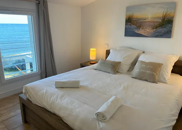 Exceptional Waterfront 耶尔