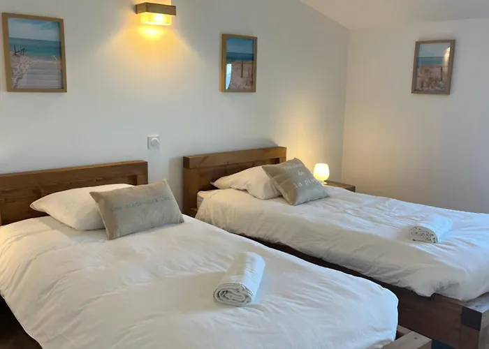 Exceptional Waterfront 别墅